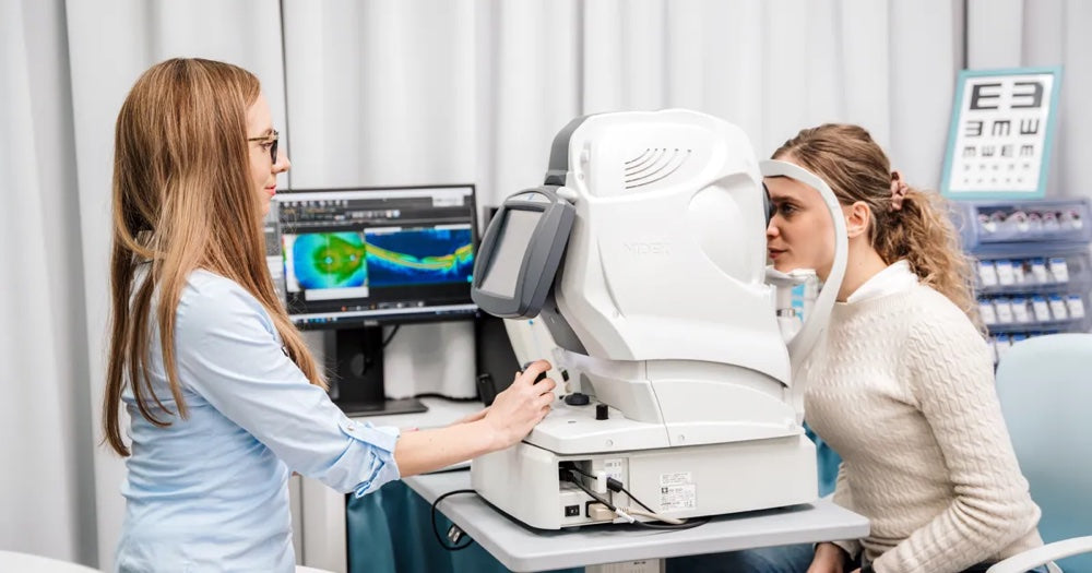 OCT s angiografií a fundus kamerou